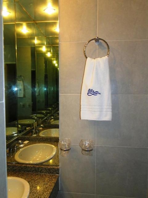 Alfa Hotel Buenos Aires Bilik gambar